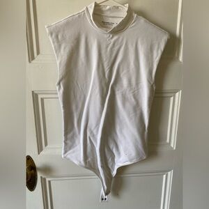 🌻White Sleeveless Women's Bodysuit